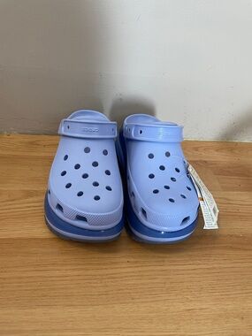 Crocs Mega Crush Clog – Moon Jelly